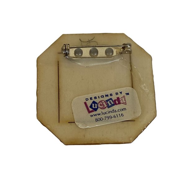 Designs by Lucinda Pin Brooch Vintage Love Joy Hope Trust 1.75" X 1.75" - Picture 3 of 3